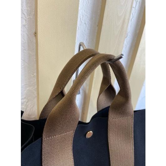 VIOLA d'ORO/ヴィオラドーロ　GINOジーノ　マイクロファイバースエードトート　M　V-2063 black ×mocha (ブラック×モチャ) | VIOLAd'ORO | 04