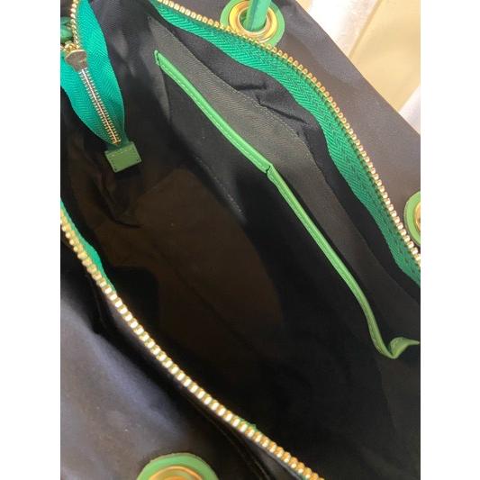 VIOLA d'ORO/ヴィオラドーロ　BIANCA（ビアンカ）　ナイロンバッグ　V-2174 BLACK×KELLY GREEN | VIOLAd'ORO | 07