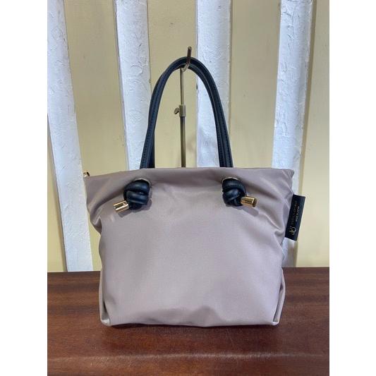 VIOLA d'ORO/ヴィオラドーロ　BIANCA（ビアンカ）　ナイロンバッグ　V-2174 TAUPE×BLACK | VIOLAd'ORO