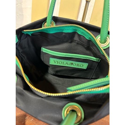 VIOLA d'ORO/ヴィオラドーロ　BIANCA（ビアンカ）　ノットハンドルナイロントートXS サイズ　V-2197　ブラック×ケリーグリーン | VIOLAd'ORO | 07