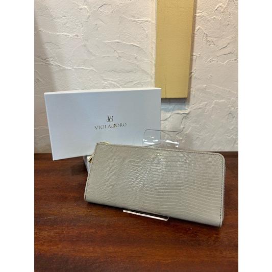 VIOLA’d ORO/ヴィオラドーロ　PORTA / V-5039 リザード型押しレザー L字型財布　トープ | VIOLAd'ORO