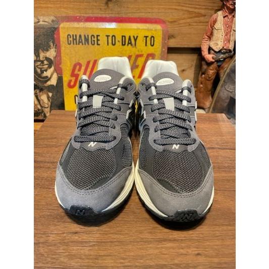 New Balance（ニューバランス） スニーカー 2002R FL : Magic-U - 通販