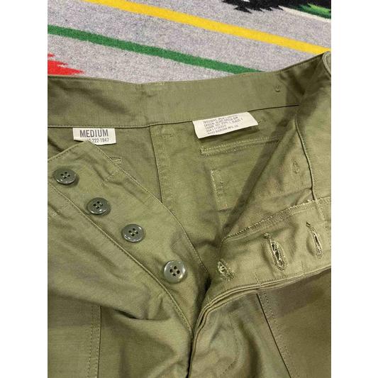 バズリクソンズ/BUZZ RICKSON'S Lot No. BR51735 TROUSERS, MEN'S, COTTON SATEEN OLIVE GREEN QM SHADE 107, TYPE I, CLASS SHORTS | BUZZ RICKSON'S | 02