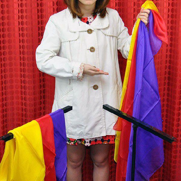 手品・マジック S8934 ６枚シルク（L 特上品） Ｔ型スタンド2個付