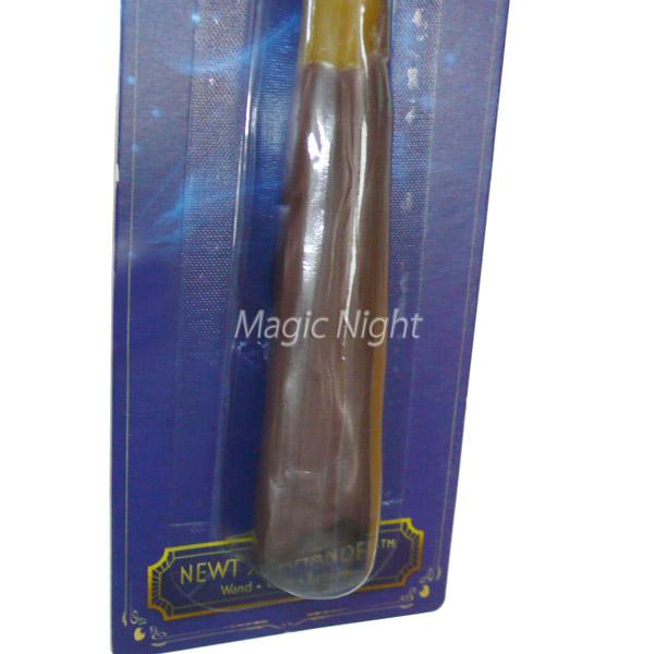 ファンタスティックビースト　黒い魔法使いの誕生　杖セット Amazon.co.jp: ファンタスティックビーストと黒い魔法使いの誕生