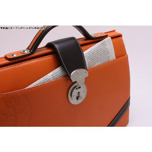 豪奢な[カステルバジャック] castelbajac メンズダレスセカンドバッグ