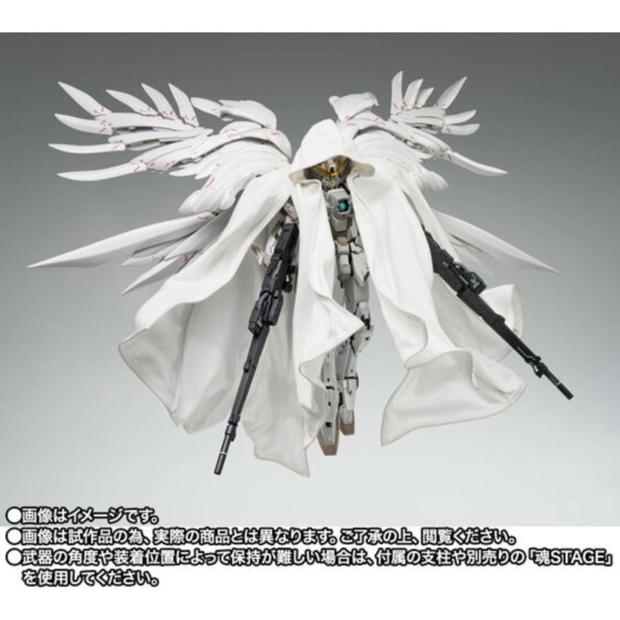 BANDAI（バンダイ） ウイングガンダムゼロ クロークドカスタム GUNDAM