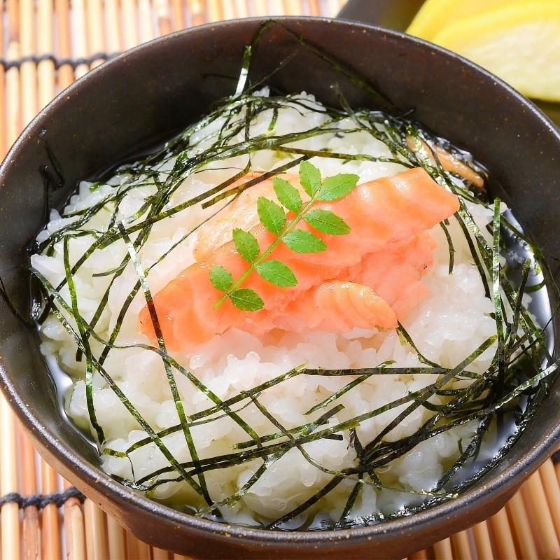 トロサーモン ハラス 業務用 300g×3パック 鮭ハラスは、一番おいしい脂