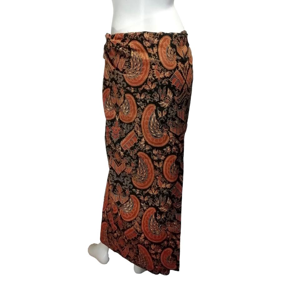 インドネシア　フローレス島の伝統的な手織の腰巻き スマトラ・パレンバンサロン腰巻 インドネシアバティック｜マライカ