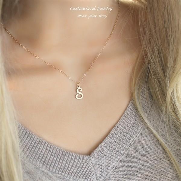 イニシャル チャーム ゴールド ネックレス [Initial Jewelry / イニシャル ジュエリー] 海外受注 0090856