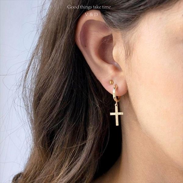 激安 即納 キラキラ クロス 十字架 フープ ステイトメント ピアス V D Toronto 海外受注 Vandd001 Hawaiian Moon Mahealani 通販 Yahoo ショッピング 偉大な Www Skylanceronline Com