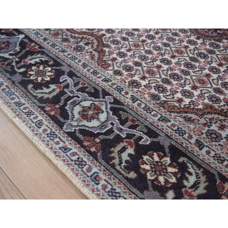 美品 ペルシャ 絨毯 タブリーズ 縦2m 横1.5m 3m2 3帖程度 201 x 美品 ペルシャ 絨毯 タブリーズ 縦2m 横1.5m 3m2 3帖程度 201 x