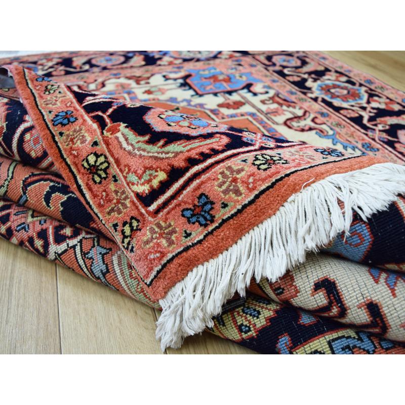 美品 ペルシャ 絨毯 ヘリス 産 縦2m 横2m 4m2 正方形 215 x 202 美品 ペルシャ 絨毯 ヘリス 産 縦2m 横2m 4m2 正方形 215 x 202