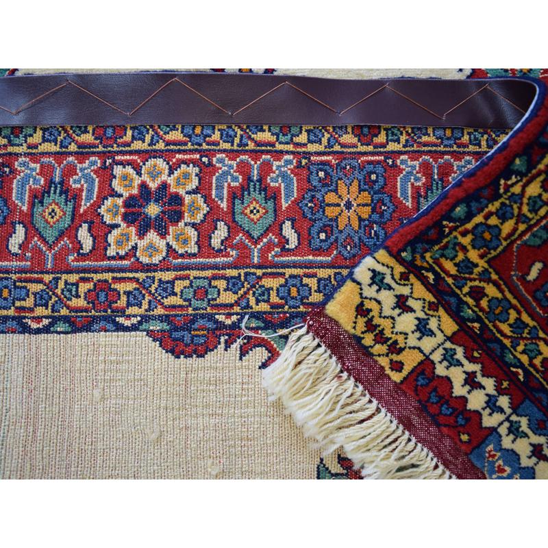 美品 ペルシャ 絨毯 グーチャン 産 縦1.3m 横1.1m 128 x 108 cm 美品 ペルシャ 絨毯 グーチャン 産 縦1.3m 横1.1m 128 x 108 cm