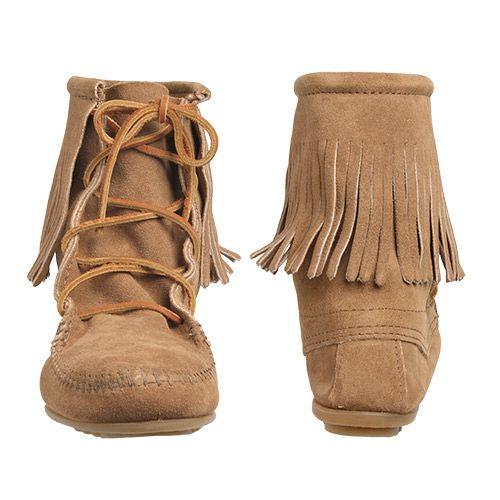 ミネトンカ　ショートブーツ　レディース　グレー Minnetonka - Minnetonka/ミネトンカ☆フリンジショートブーツ