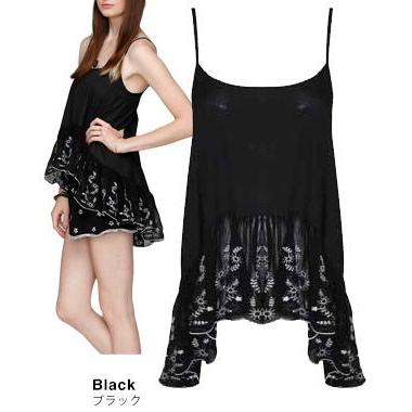 三連休最終日限定値下げ❗ピンクハウス 黒 フリル付 キャミソール