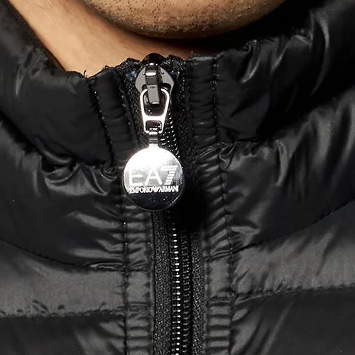 エンポリオ アルマーニ EMPORIO ARMANI ダウン ダウンベスト ライト 