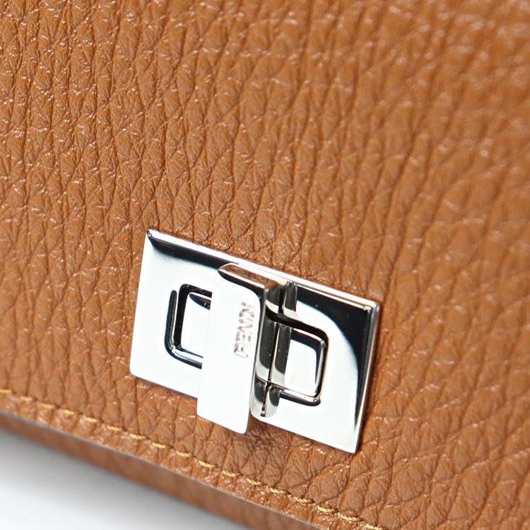 FENDI（フェンディ） 財布 長財布 ピーカブー セレリア レディース