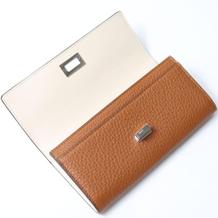 FENDI（フェンディ） 財布 長財布 ピーカブー セレリア レディース