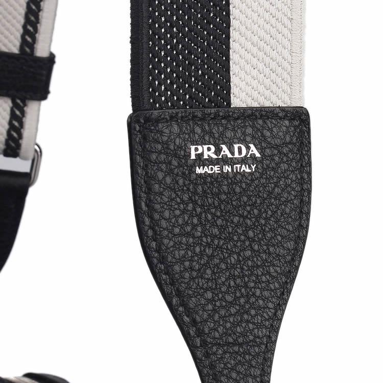 PRADA プラダ ショルダーバッグ ミディアム レザー バッグ PRADA プラダ ショルダーバッグ ミディアム レザー バッグ