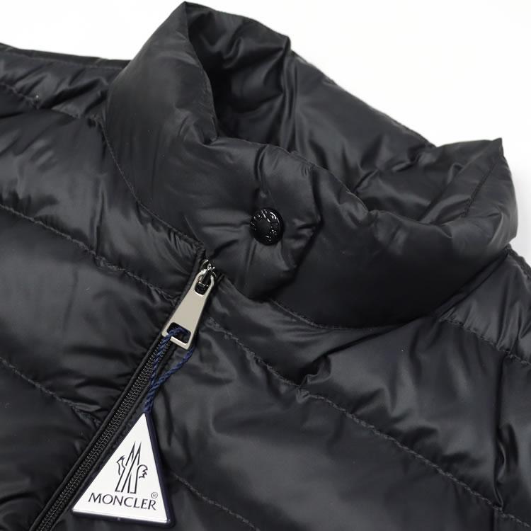 MONCLER（モンクレール） ダウン ダウンジャケット ライトダウン