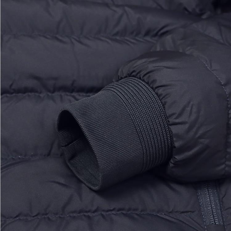 MONCLER（モンクレール） ダウン ダウンジャケット ライトダウン