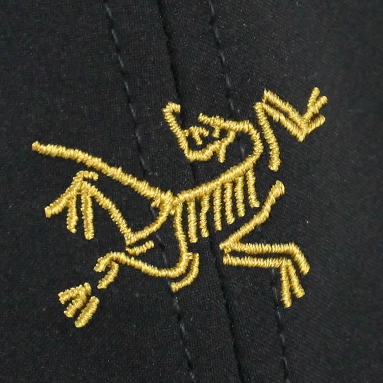 ブラックキャップ ゴールドロゴ刺繍 ARC'TERYX ブラックキャップ ゴールド刺繍【アークテリクス】