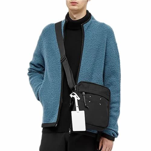 メゾンマルジェラ Maison Margiela ショルダーバッグ クロスボディ バッグ S55wg0056 Pr253 メンズ レディース ブランド 斜めがけ 小さめ 黒 ブラック 293 007 Mss 通販 Yahoo ショッピング