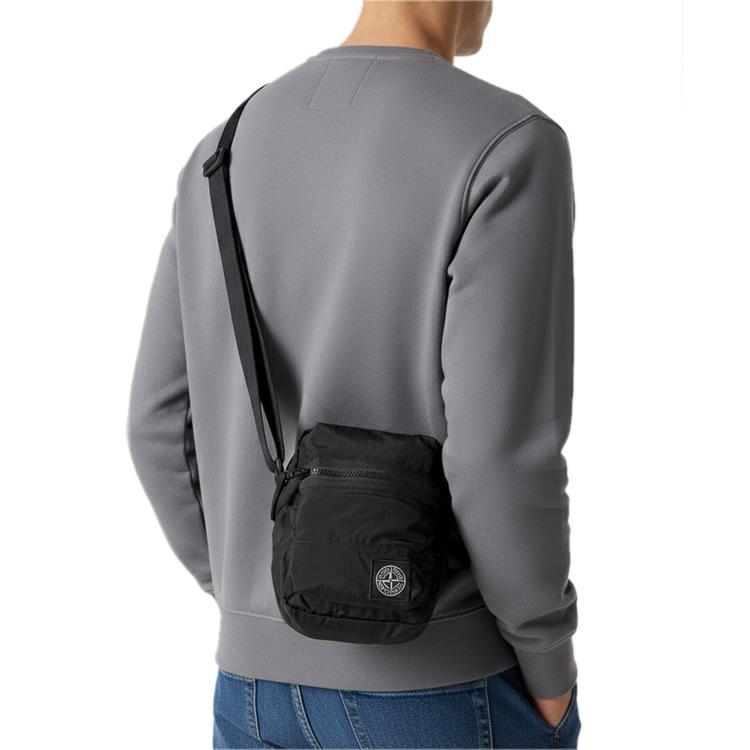 STONE ISLAND（ストーン アイランド） ショルダーバッグ ポーチバッグ