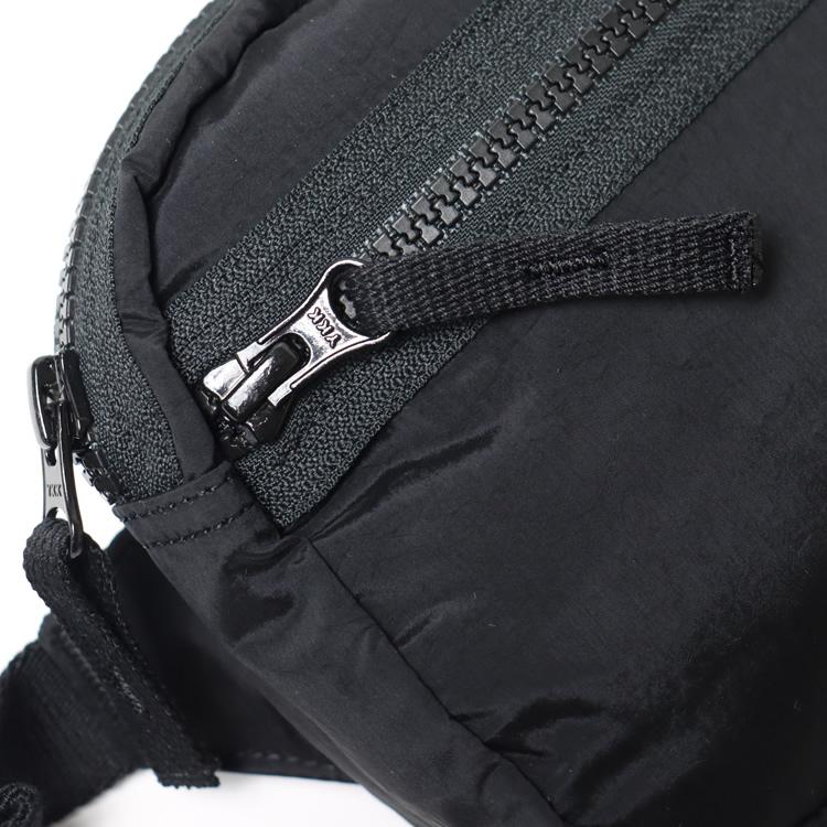 STONE  ストーンアイランド　ブラック　ボディバッグ　ポーチ STONE ISLAND（ストーン アイランド） ボディバッグ ウエストポーチ