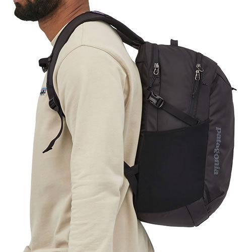 パタゴニア Patagonia リュック バックパック デイパック レフュジオ 26l メンズ レディース 軽量 撥水 通勤 通学 ブランド プレゼント 黒 ブラック ネイビー 326 006 Mss 通販 Yahoo ショッピング
