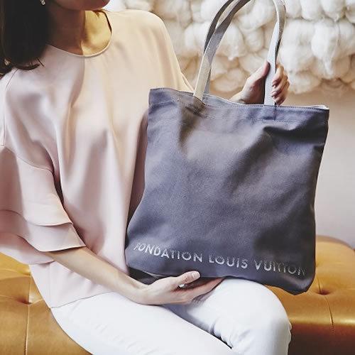 LOUIS VUITTON フォンダシオン ルイヴィトン 美術館 バッグ LOUIS VUITTON フォンダシオン ルイヴィトン 美術館 バッグ