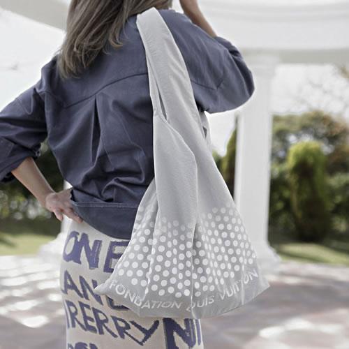 LOUIS VUITTON（ルイ・ヴィトン） フォンダシオン 美術館 限定 バッグ