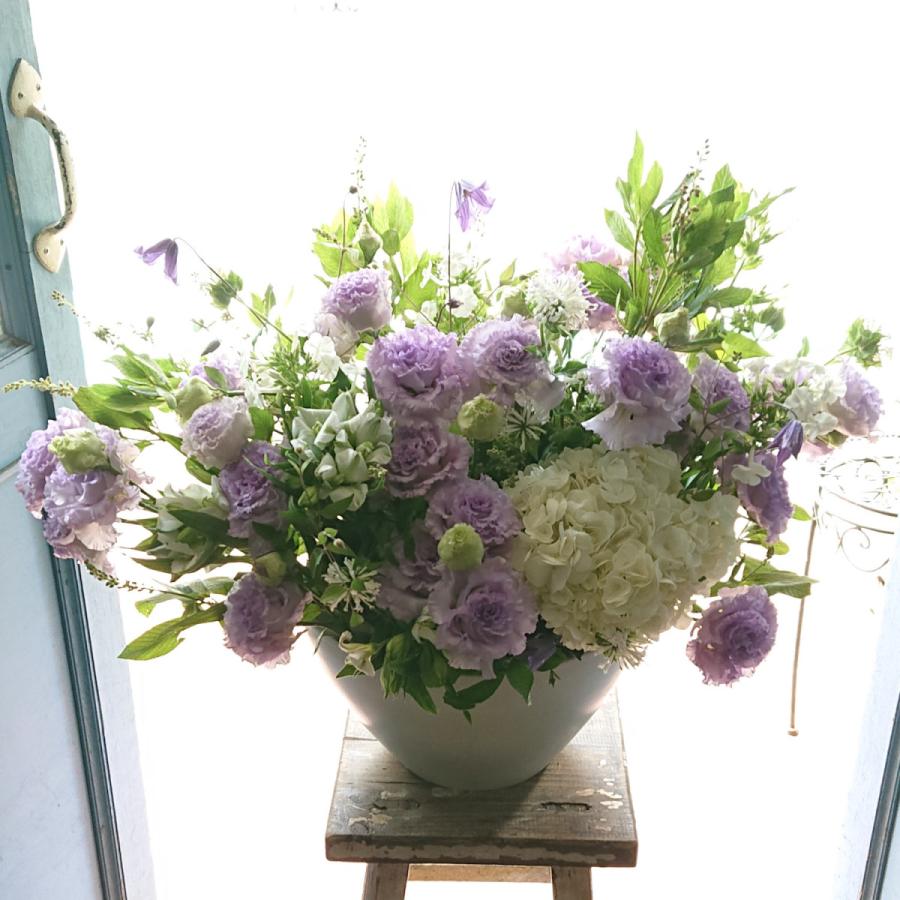 花 お供え 2万円 アレンジメント 白紫 Lサイズ お悔やみ 花 仏花 法事 お供え物 四十九日 法要 命日 一周忌 贈り物 生花 Fnl 0011wlv メゾンフルーリーyahoo 店 通販 Yahoo ショッピング