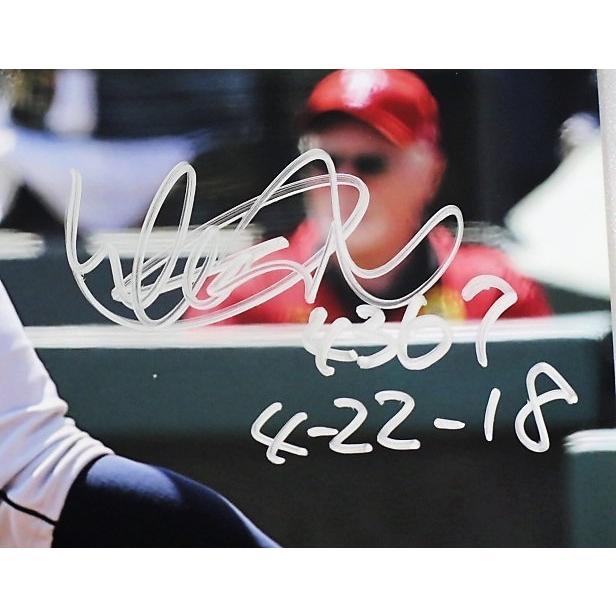 イチロー直筆サイン通算安打4367及び日付入り大型写真(28X36cm イチロー直筆サイン通算安打4367及び日付入り大型写真(28X36cm