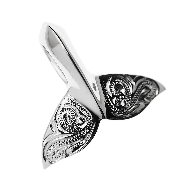 ハワイアンジュエリー  LONO ロノ ペンダント トップ ヘッド 14K 14金 ゴールド ホエール テール くじら クジラ 鯨 尻尾 テイル 波 スクロールの画像