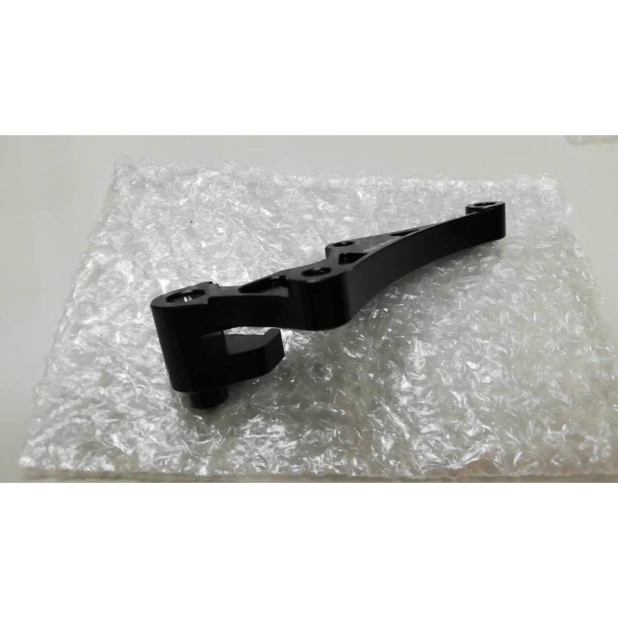 純正キャリパー専用 320mmプレート用 キャリパーサポート 黒色 新品