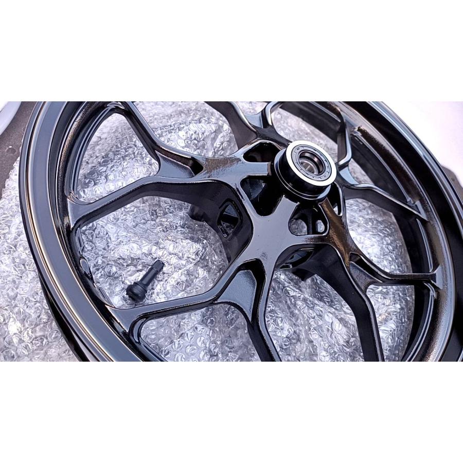 新品 フロント ホイール ABS用 YZF-R25 YZF-R3 MT-25 MT-03 純正 新品 フロント ホイール ABS用 YZF-R25 YZF-R3 MT-25 MT-03 純正