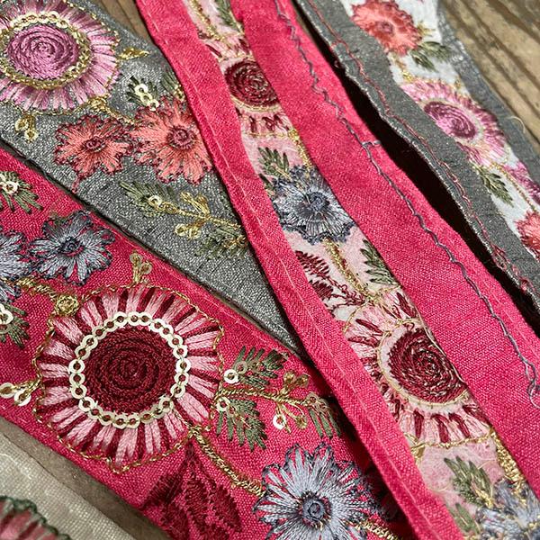 サテンなめらかシルク風刺繍リボンインドサリーリボンザリー生地刺繍特大幅リボンインドジャガード織り太幅花柄チロリアンテープ花柄リボン刺しゅうリボン :nd166:makiras - 通販 - Yahoo!ショッピング サテンなめらかシルク風刺繍リボンインドサリーリボンザリー生地刺繍特大幅リボンインドジャガード織り太幅花柄チロリアンテープ花柄リボン刺しゅうリボン :nd166:makiras - 通販 - Yahoo!ショッピング