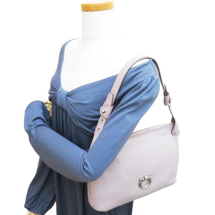Salvatore Ferragamo/サルヴァトーレフェラガモ AU-21 B717 セミ 