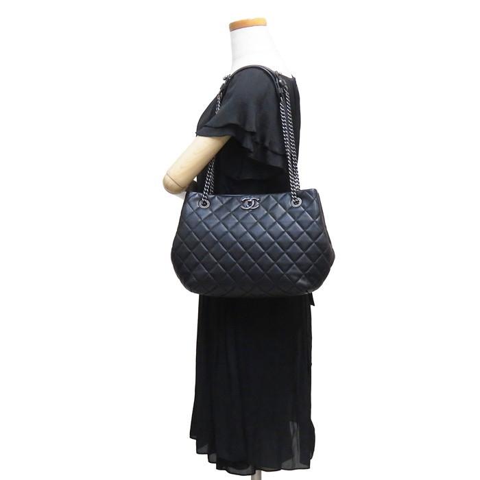 CHANEL（シャネル） A93619 マトラッセ チェーン ココマーク トート