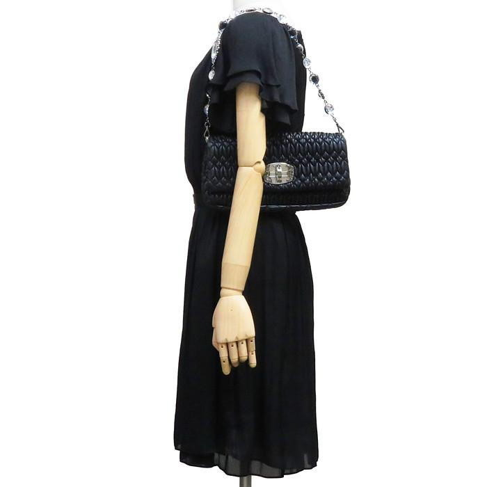 miu miu ギャザー レザー ショルダーバッグ miu miu（ミュウミュウ） ギャザー ビジュー チェーン ショルダー