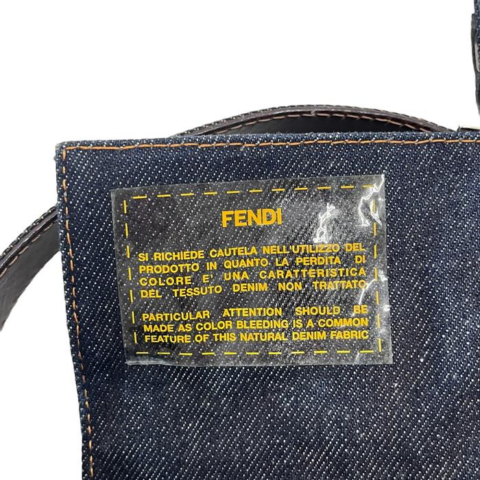 FENDI（フェンディ） マンマバケット 刺繍 ハンドバッグ デニム
