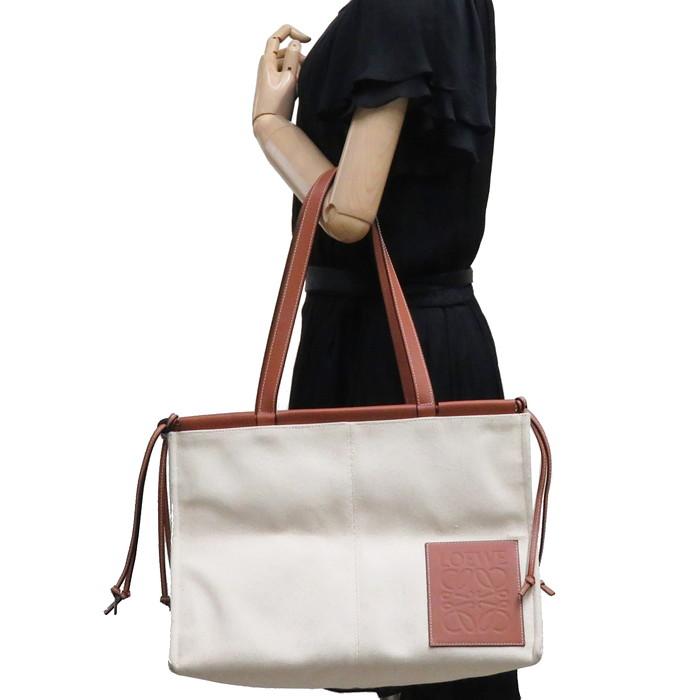 LOEWE LOEWE/ロエベ クッショントート ラージサイズ トート LOEWE LOEWE/ロエベ クッショントート ラージサイズ トート