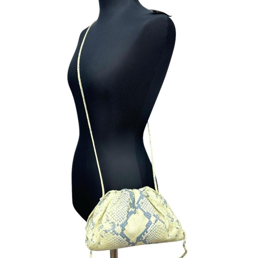 BOTTEGAVENETA/ボッテガヴェネタ がま口ポーチ 巾着風 ショルダー