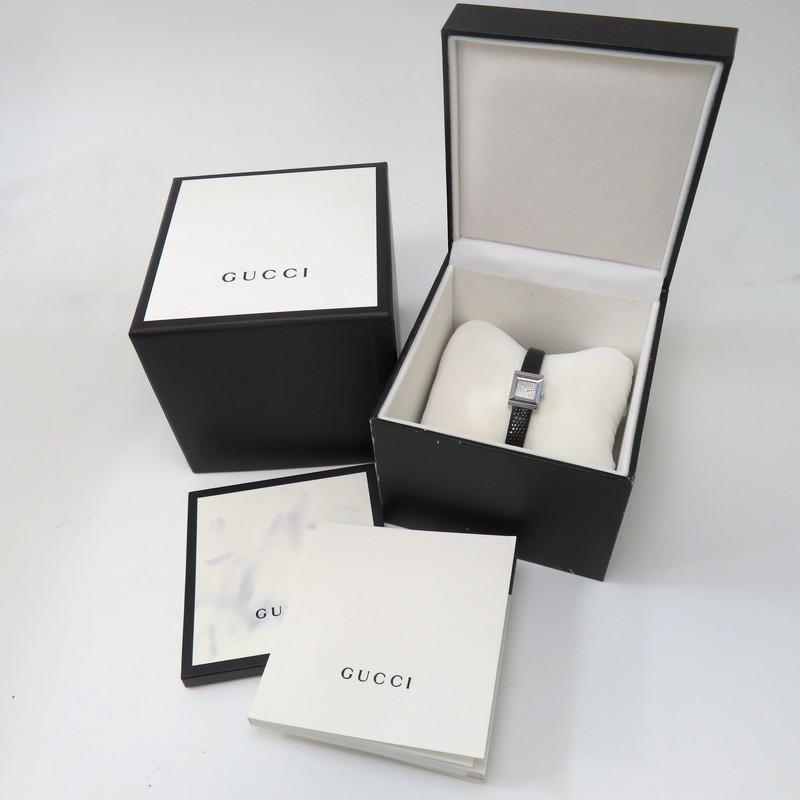 GUCCI（グッチ） Gフレーム ダイヤ文字盤 128.5/YA128530 腕時計