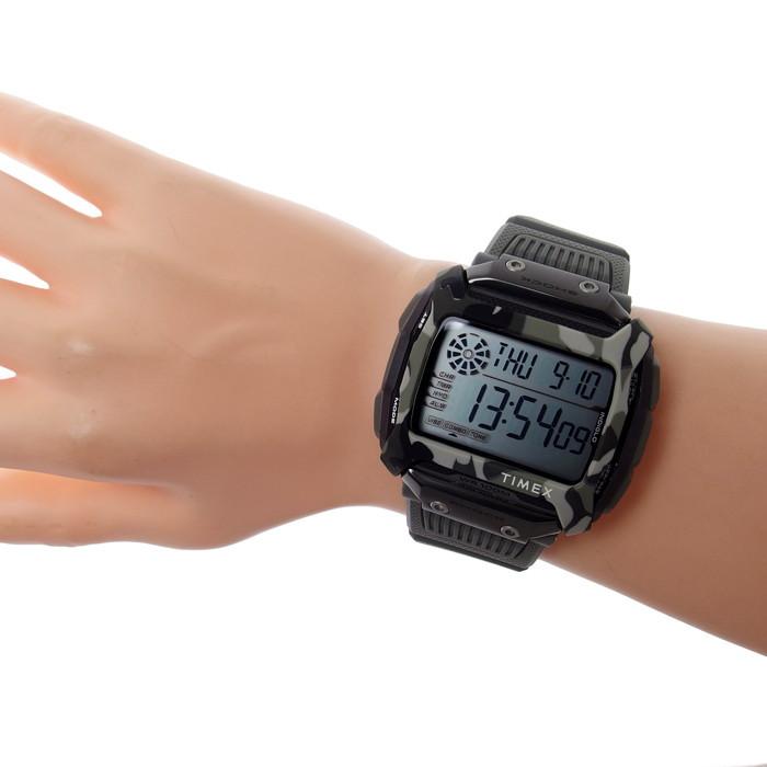 TIMEX（タイメックス） コマンドショック TW5M18300 腕時計 ステンレス