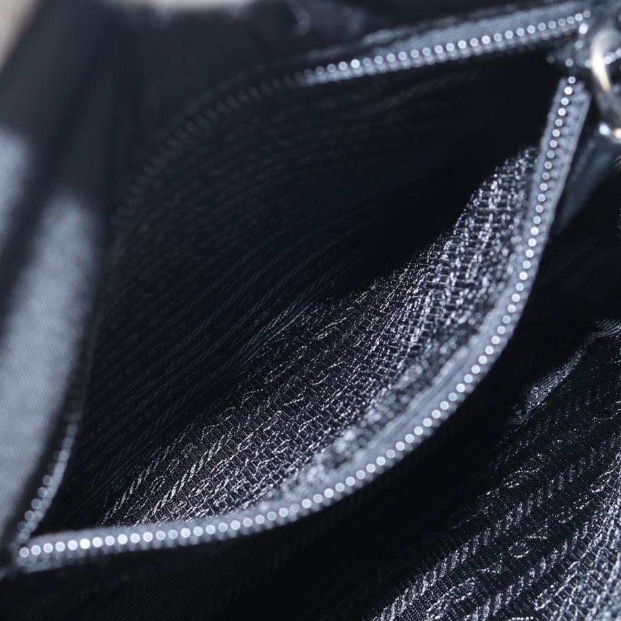 プラダ ショルダーバッグ 斜め掛けショルダー  ナイロン  2VD770 PRADA（プラダ） ナイロン ショルダーバッグ 2VD770 斜め掛け