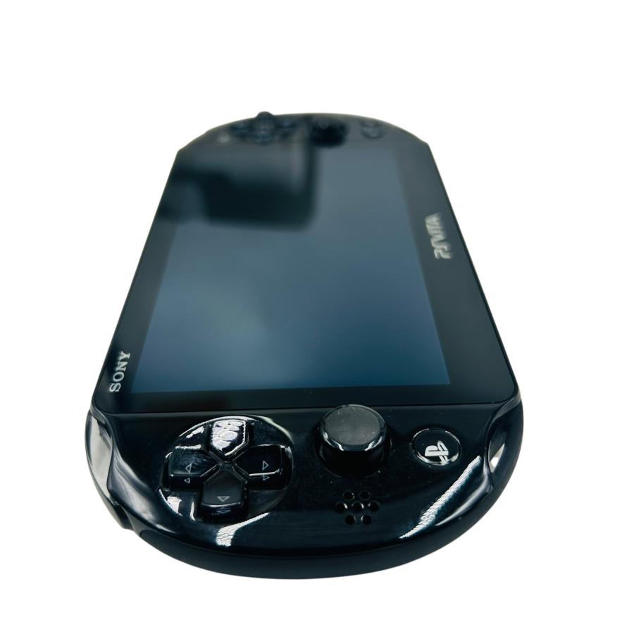 □SONY PS Vita PCH-2000 ブラック 本体 32GBメモリーカード付 初期化