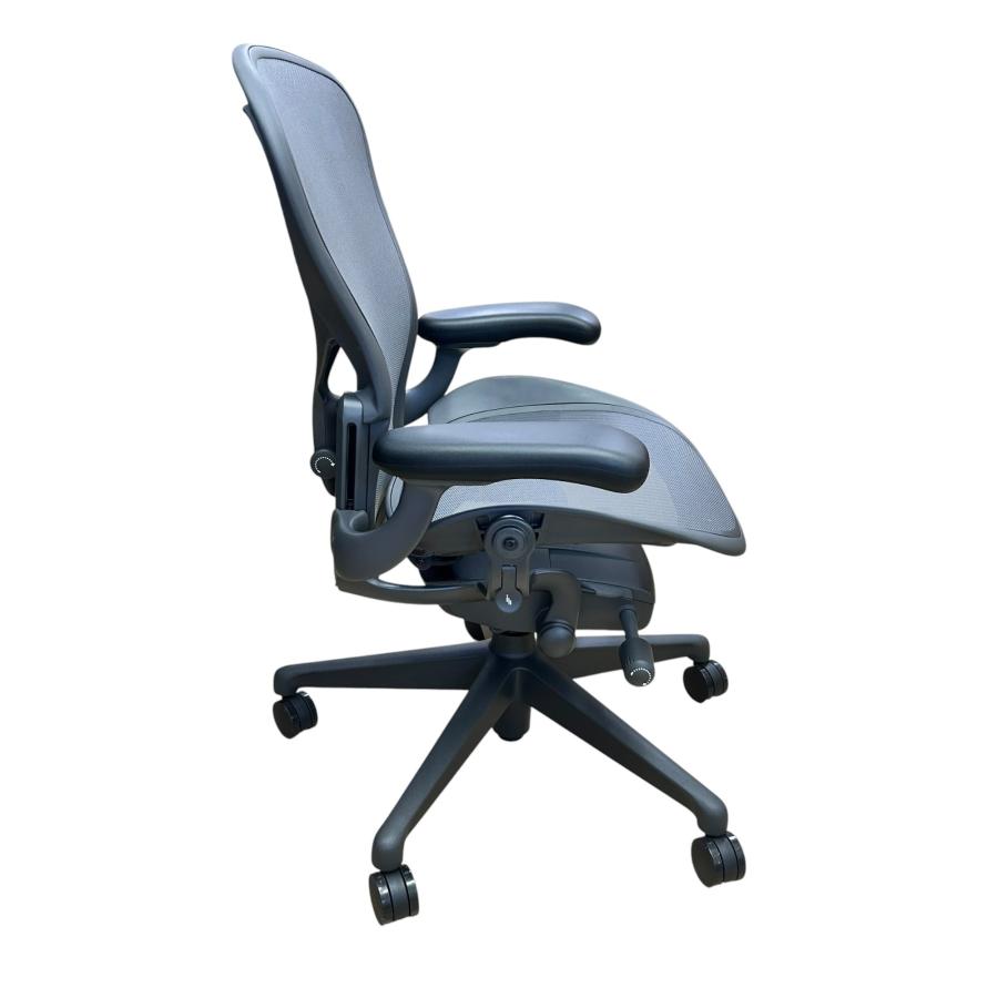 △□極美品 Herman Miller アーロンチェア Bサイズ メッシュチェア